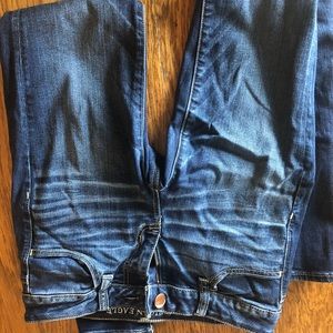 American Eagle super stretch jean